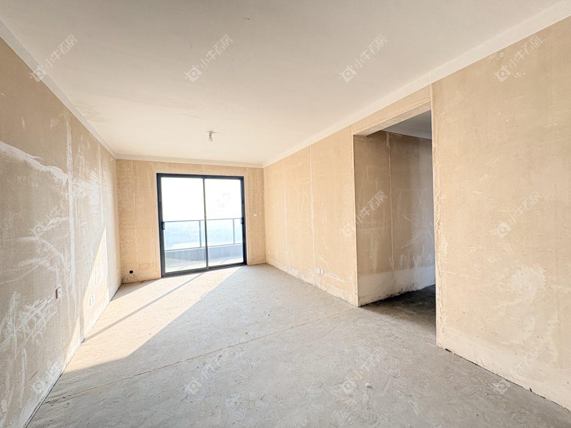 镇江融创华南映在售二手房源_小牛看房