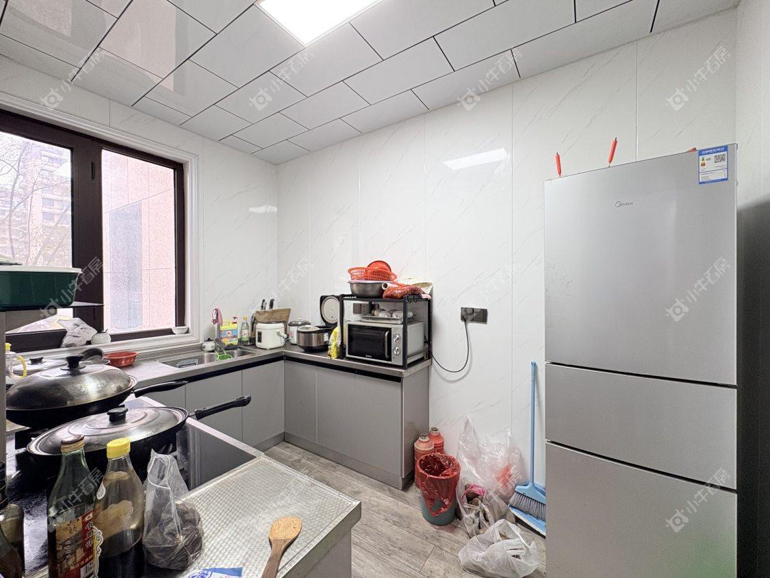 镇江珑蟠里在售二手房源室内图_小牛看房