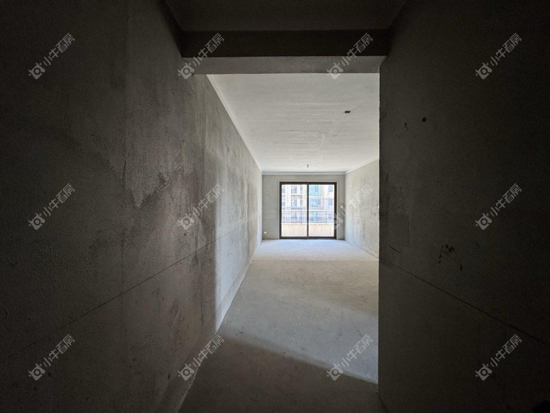 镇江碧桂园樾府在售二手房源室内图_小牛看房