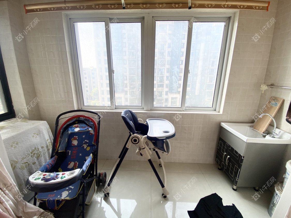 镇江练湖新城在售二手房源室内图_小牛看房