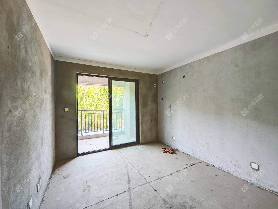 镇江荣城国际（中央公馆）在售二手房源室内图_小牛看房