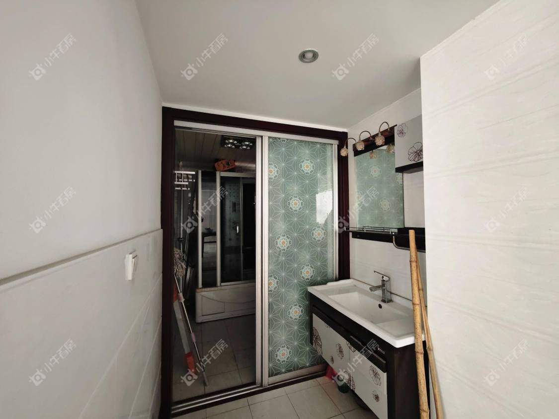 镇江凤翔花园在售二手房源室内图_小牛看房