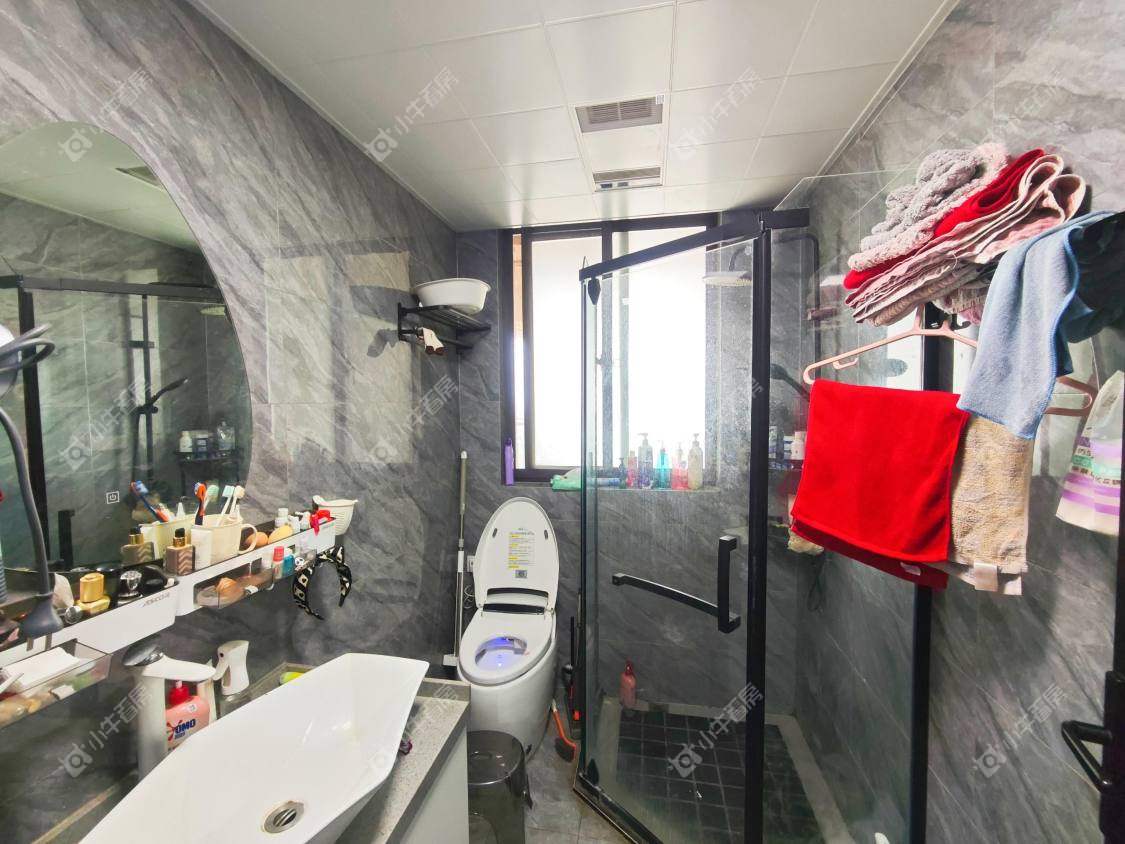 镇江凤凰郡在售二手房源室内图_小牛看房