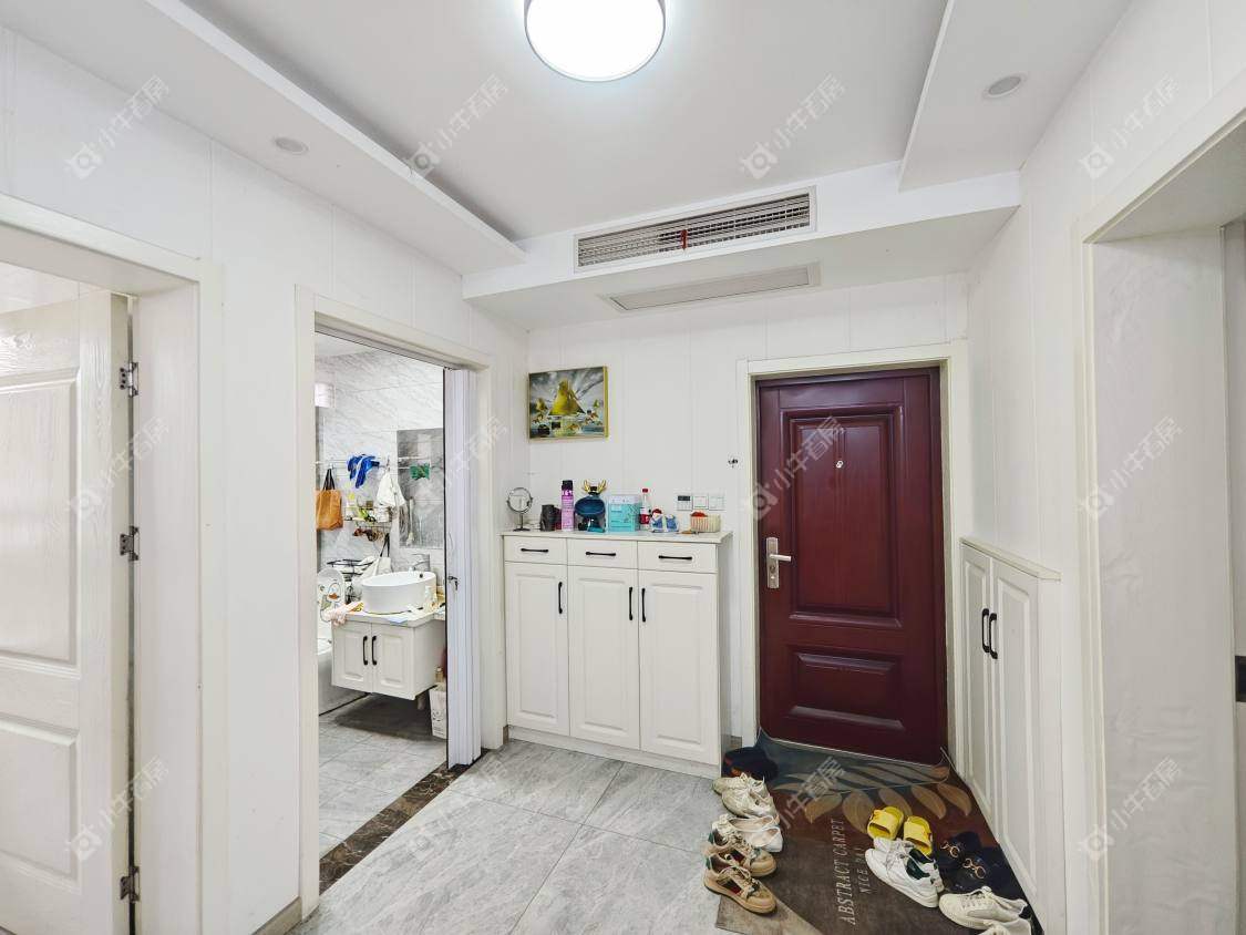 镇江开发区凤凰路在售二手房源室内图_小牛看房