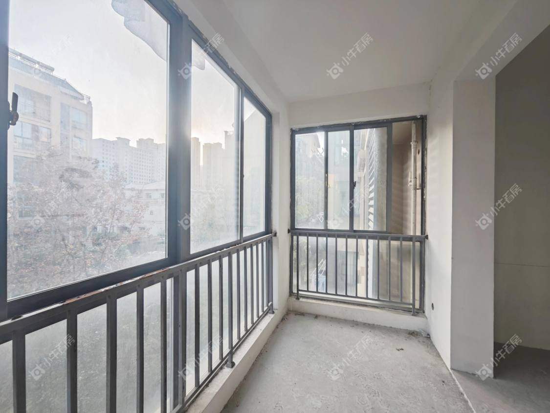 镇江华都锦城在售二手房源室内图_小牛看房