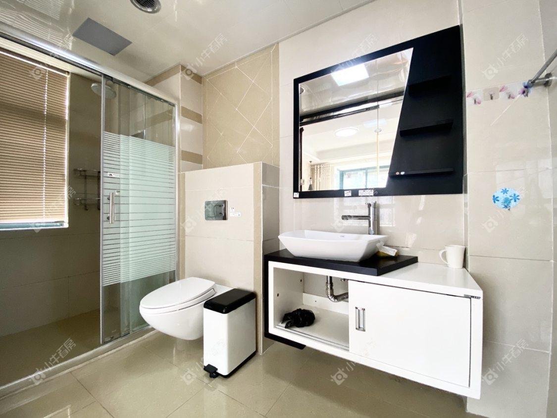 镇江东方盛世在售二手房源室内图_小牛看房