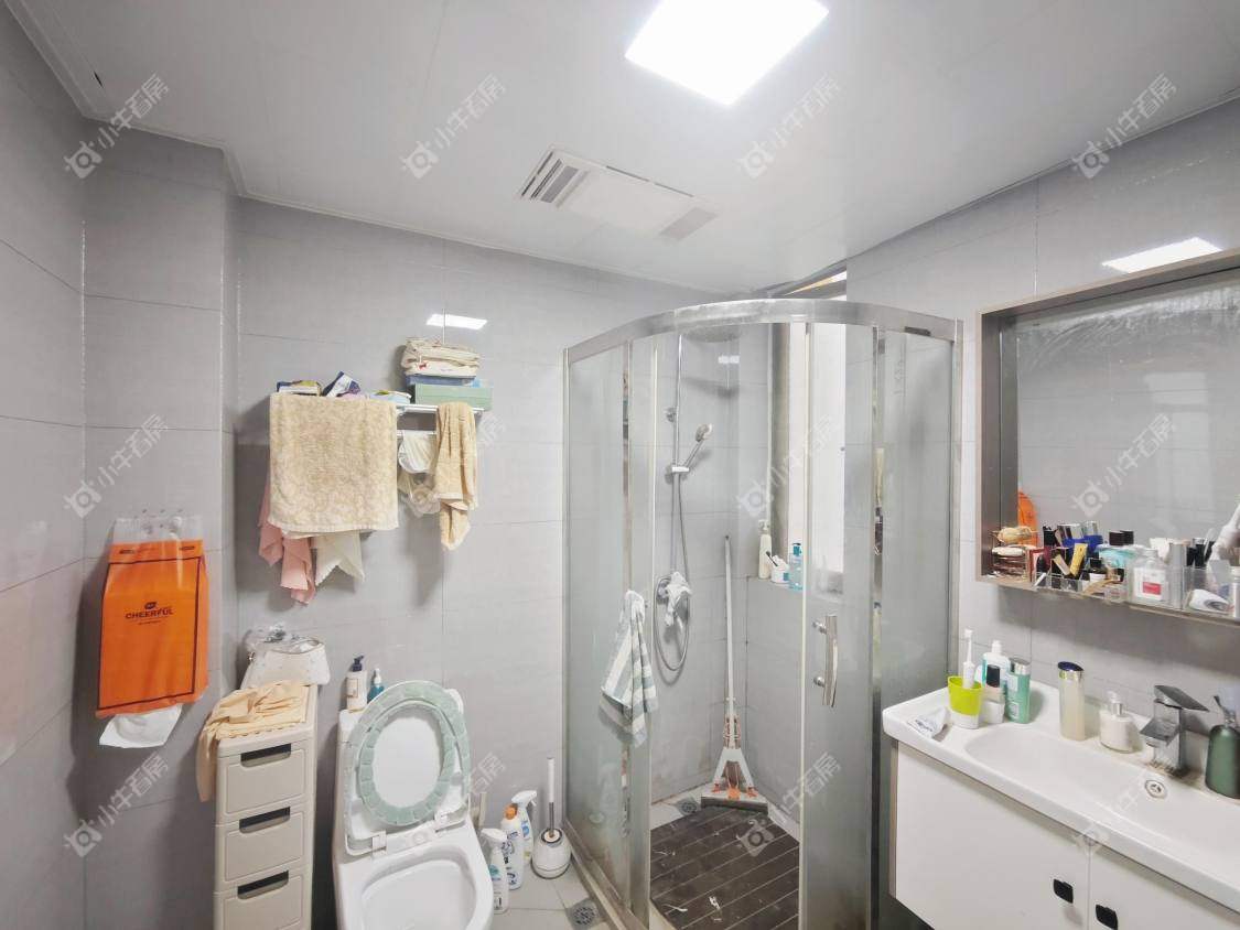 镇江锦江花园在售二手房源室内图_小牛看房