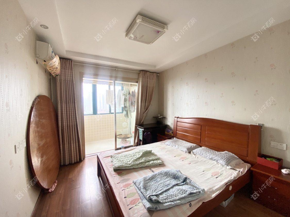 镇江欧洲城在售二手房源室内图_小牛看房