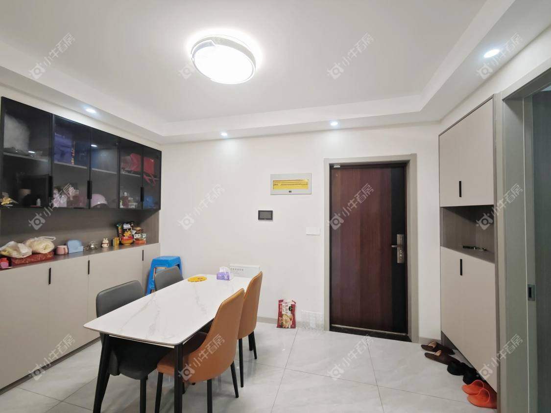 镇江华都幸福里在售二手房源室内图_小牛看房