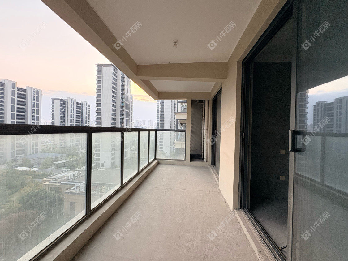 镇江万善上院在售二手房源室内图_小牛看房