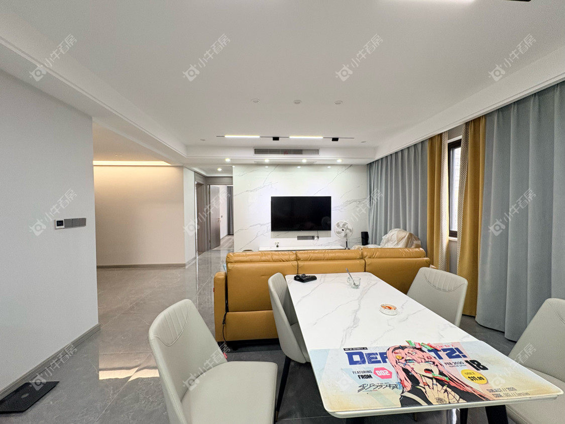 镇江珑蟠里在售二手房源室内图_小牛看房