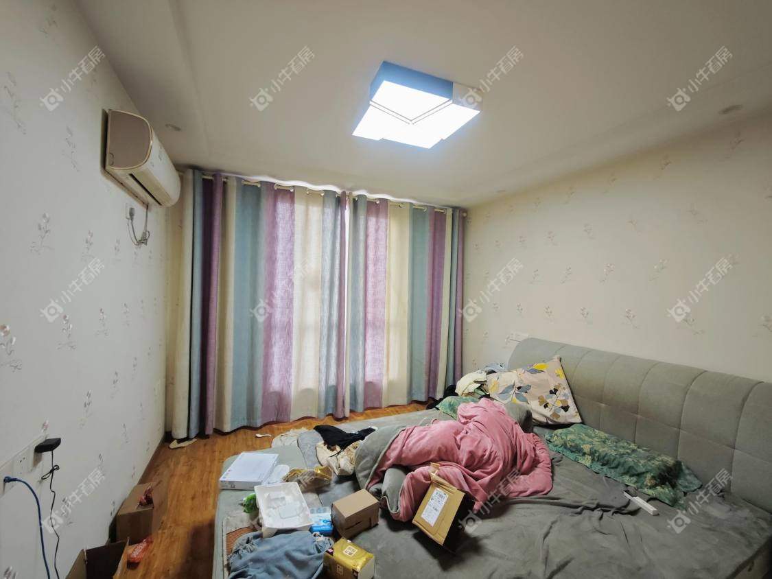 镇江御河熙岸在售二手房源室内图_小牛看房