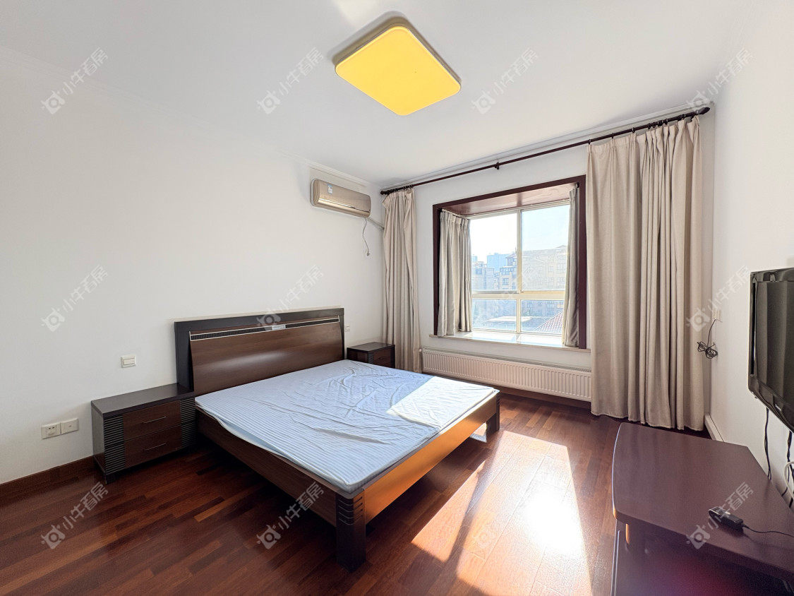 镇江名都新贵在售二手房源室内图_小牛看房