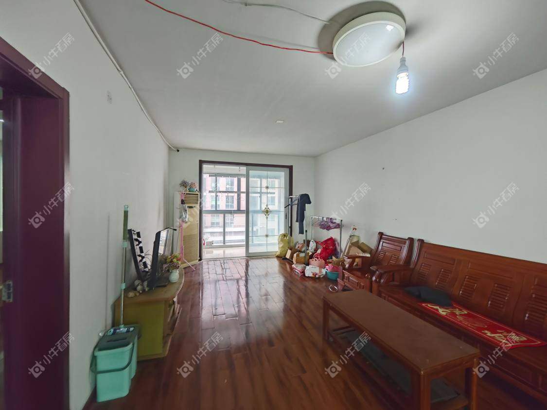 镇江金桥世纪城在售二手房源室内图_小牛看房