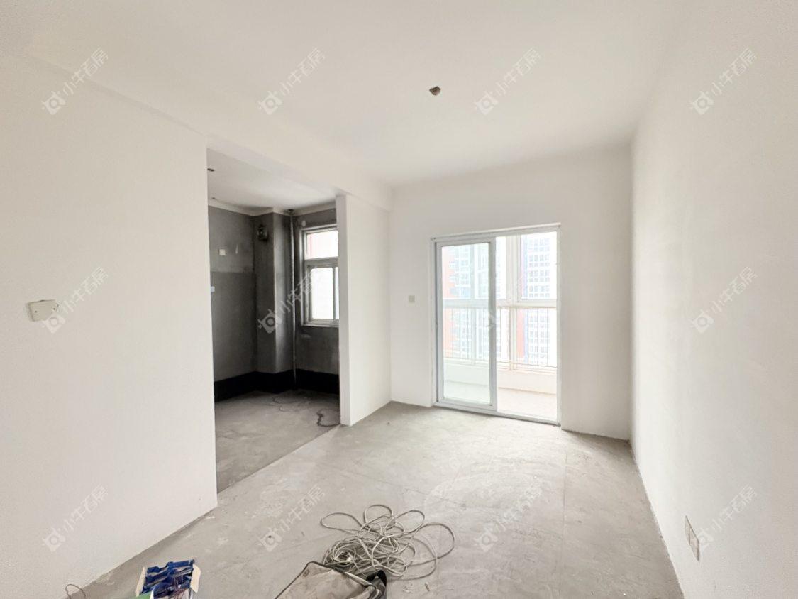 镇江众悦华城在售二手房源室内图_小牛看房