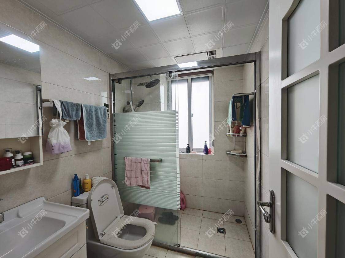 镇江佳景天城在售二手房源室内图_小牛看房