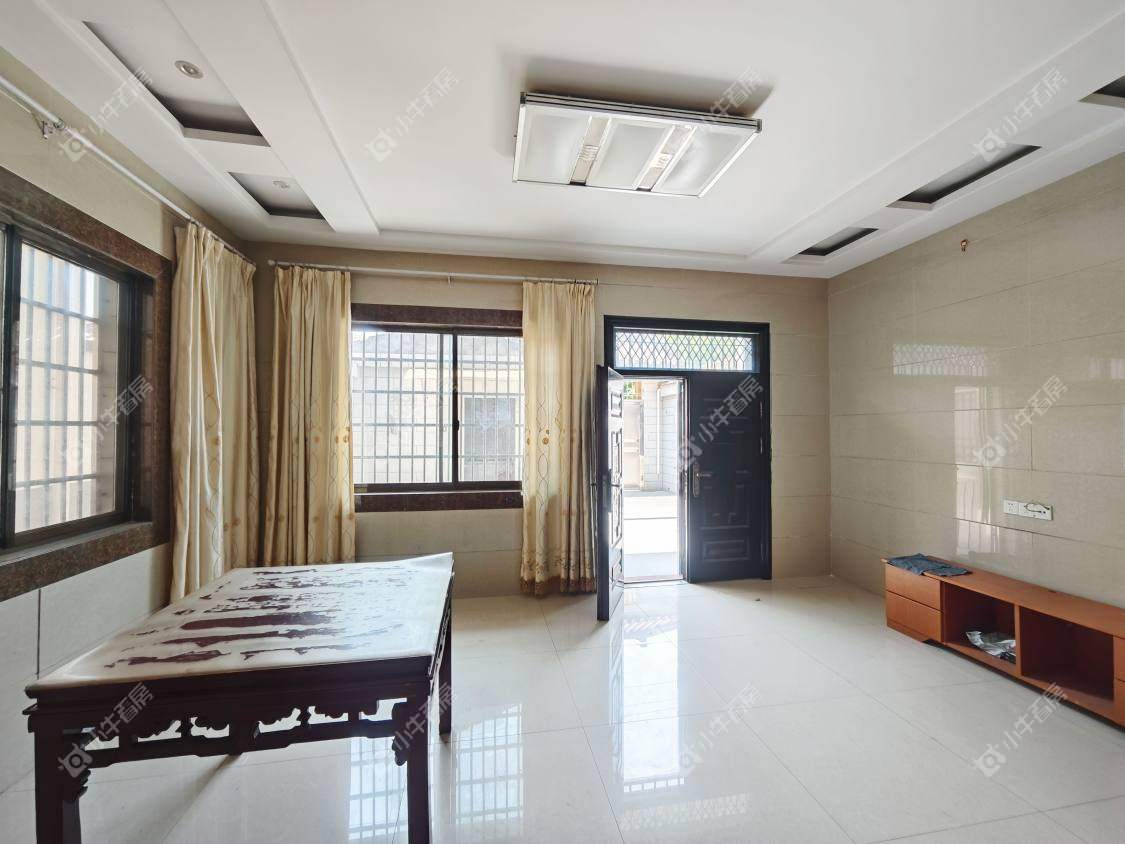 镇江善巷村在售二手房源室内图_小牛看房