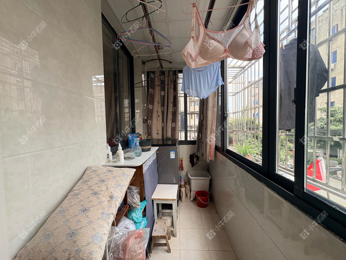 镇江台阳小区在售二手房源室内图_小牛看房