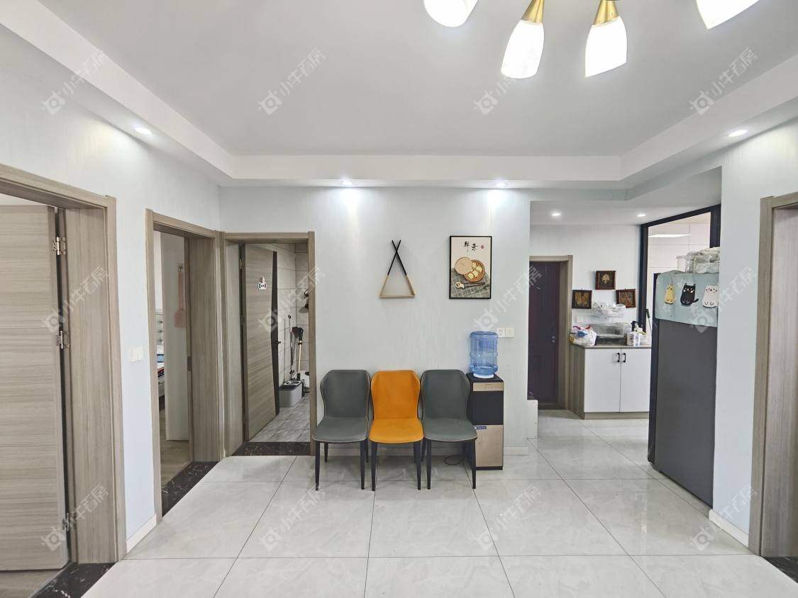 镇江太阳城小区在售二手房源室内图_小牛看房