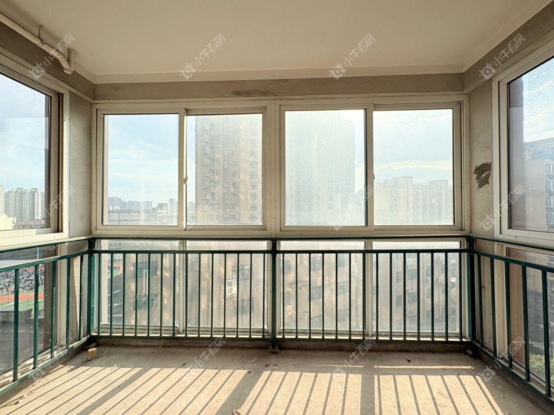 镇江南门花园在售二手房源室内图_小牛看房