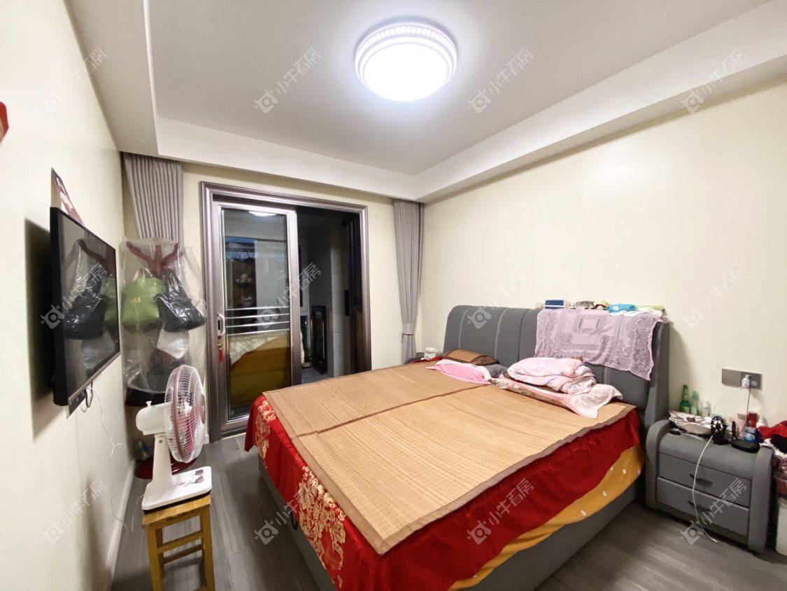 镇江和园在售二手房源室内图_小牛看房