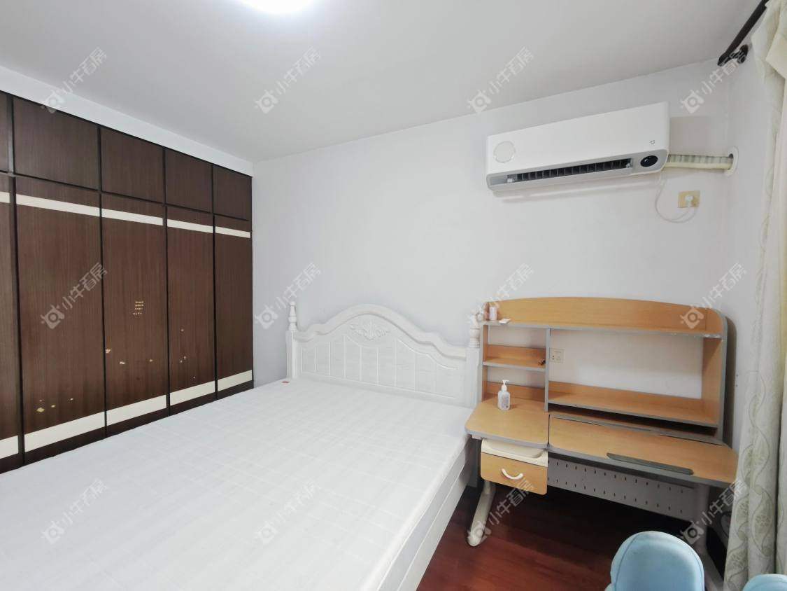 镇江金凤凰在售二手房源室内图_小牛看房