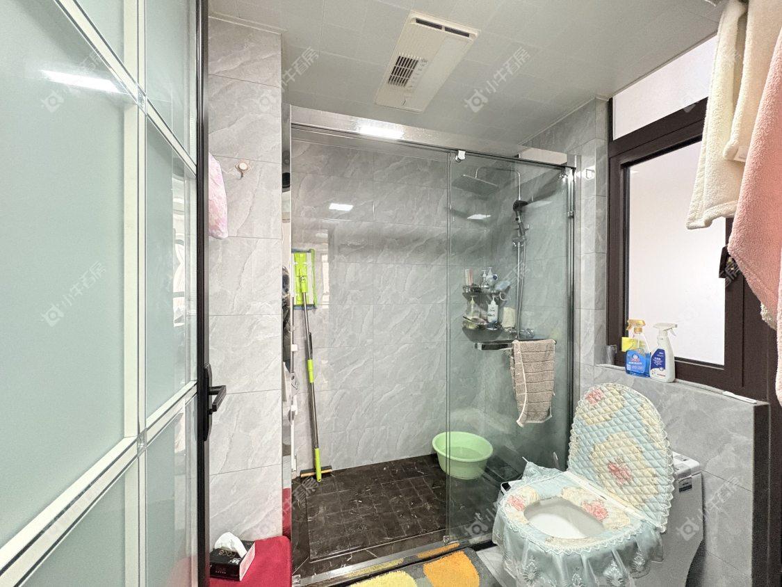 镇江昆仑华府在售二手房源室内图_小牛看房