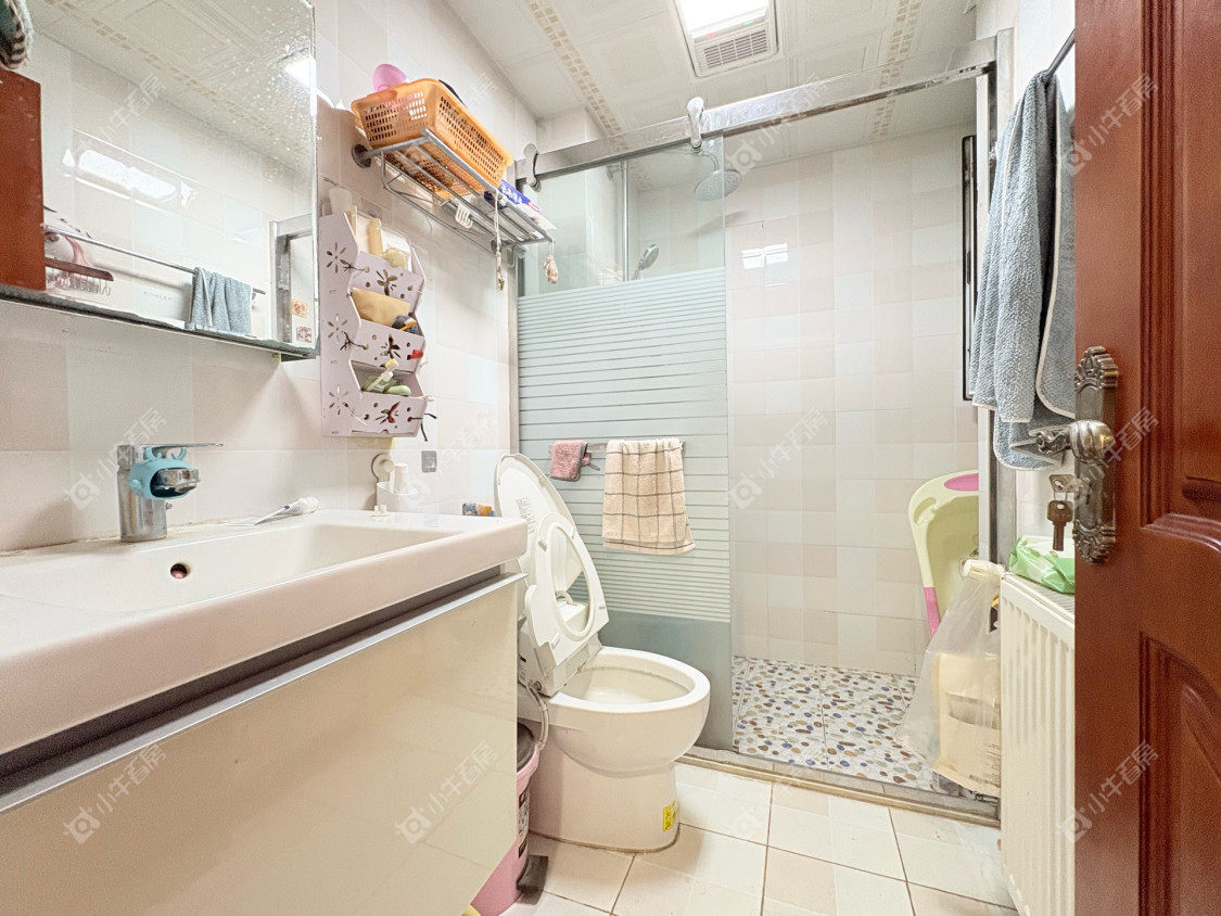 镇江大亚第一城在售二手房源室内图_小牛看房