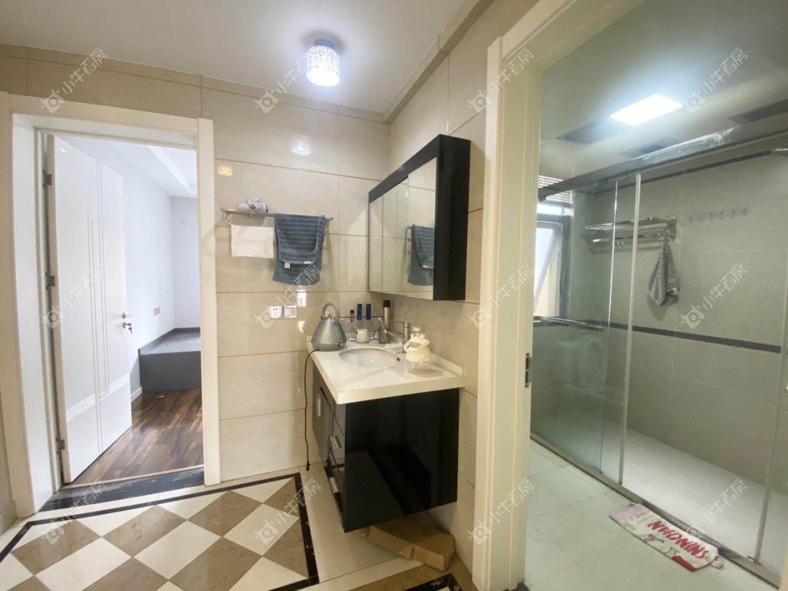 镇江华都锦城在售二手房源室内图_小牛看房