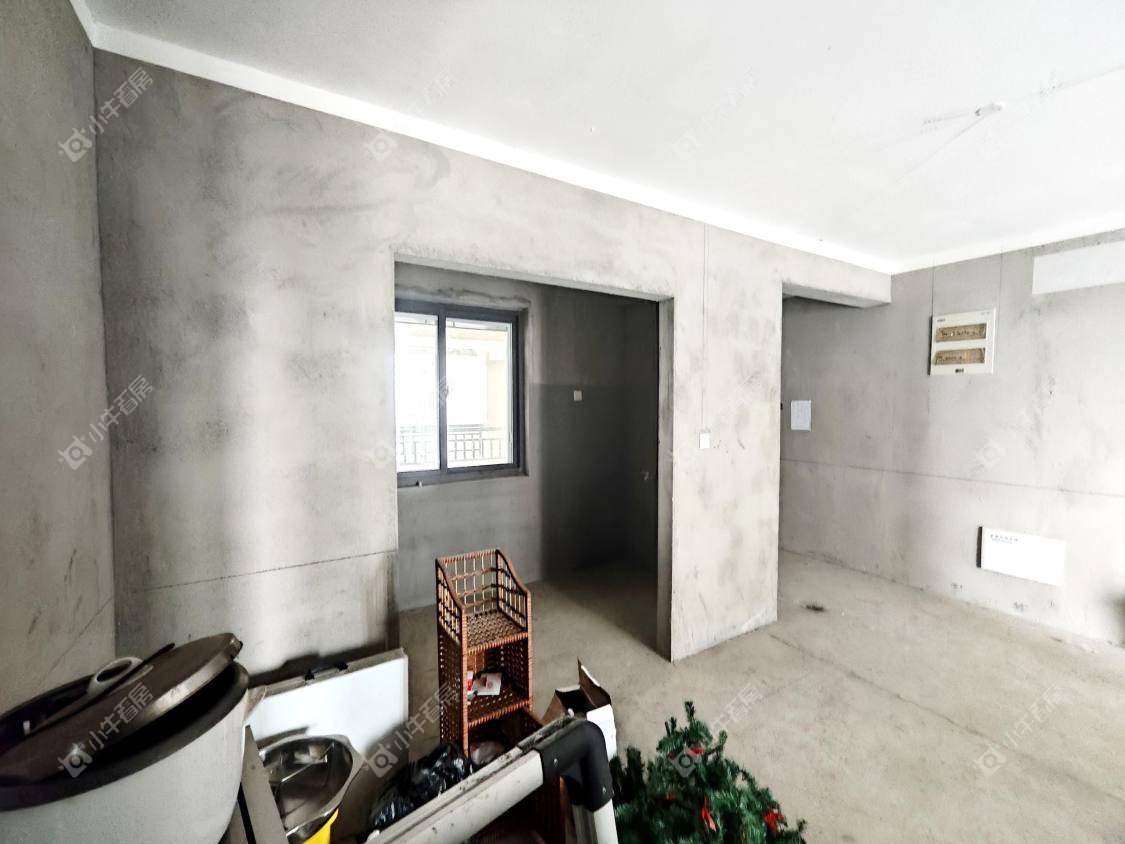 镇江荣城国际（中央公馆）在售二手房源室内图_小牛看房