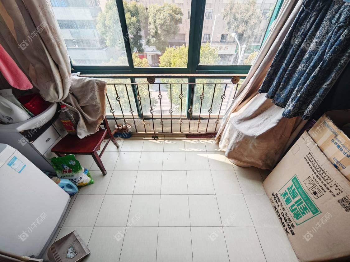 镇江阳光世纪城在售二手房源室内图_小牛看房