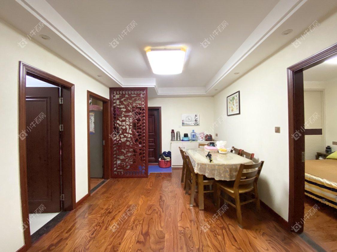 镇江南门花园在售二手房源室内图_小牛看房