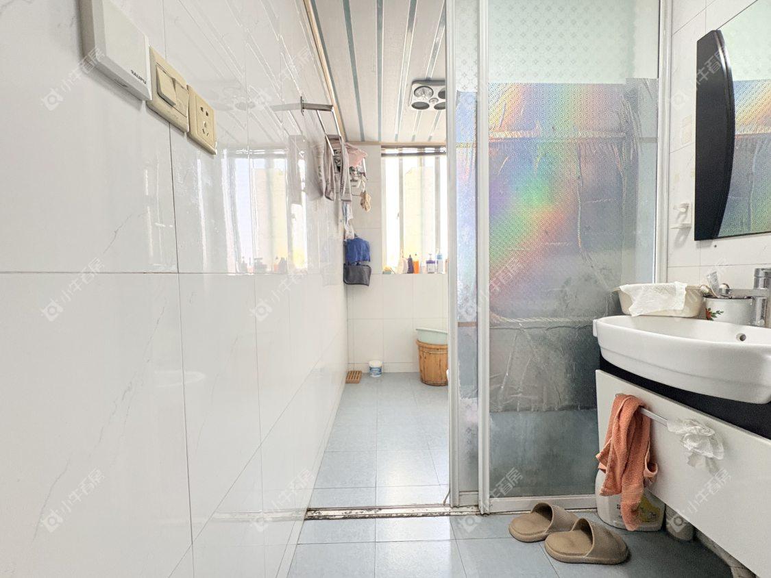 镇江龙凤二村在售二手房源室内图_小牛看房