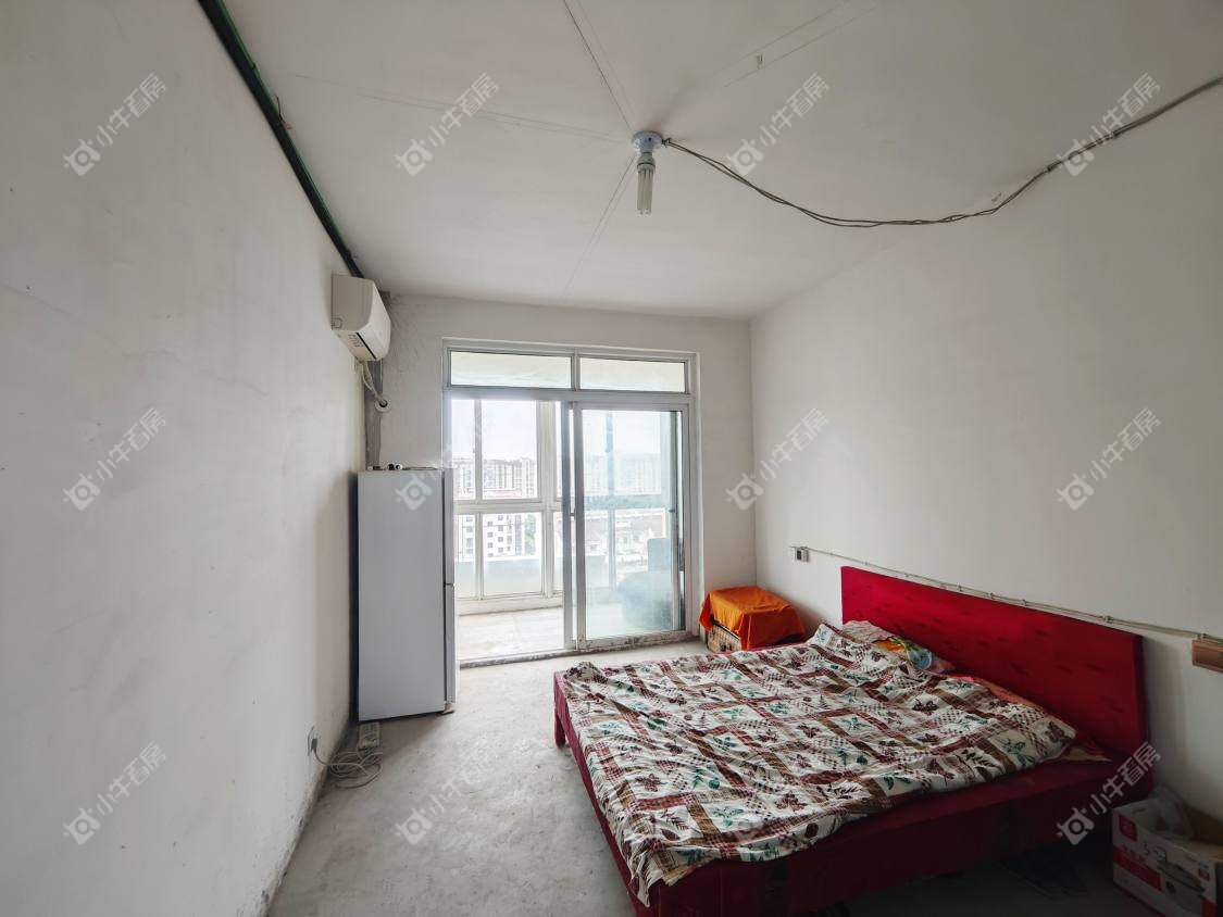 镇江河阳新城在售二手房源室内图_小牛看房