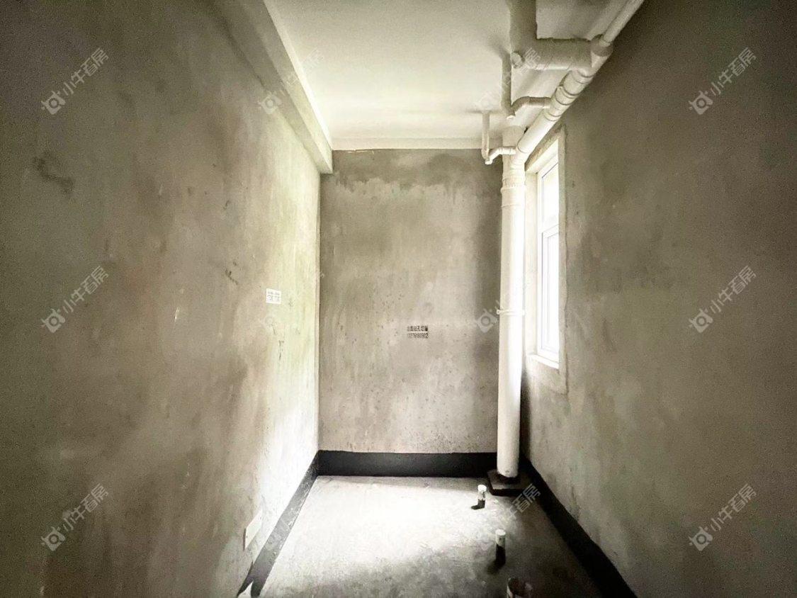 镇江和谐里在售二手房源室内图_小牛看房