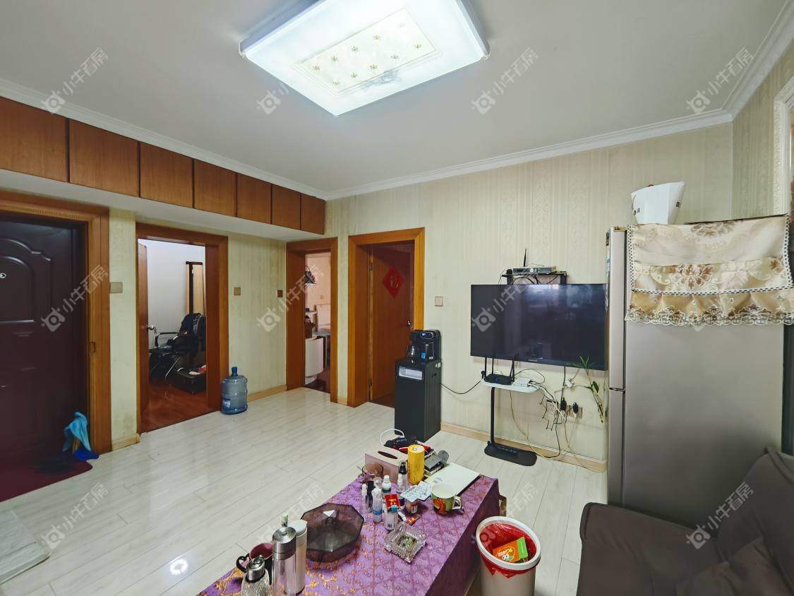 镇江凤凰新村在售二手房源室内图_小牛看房