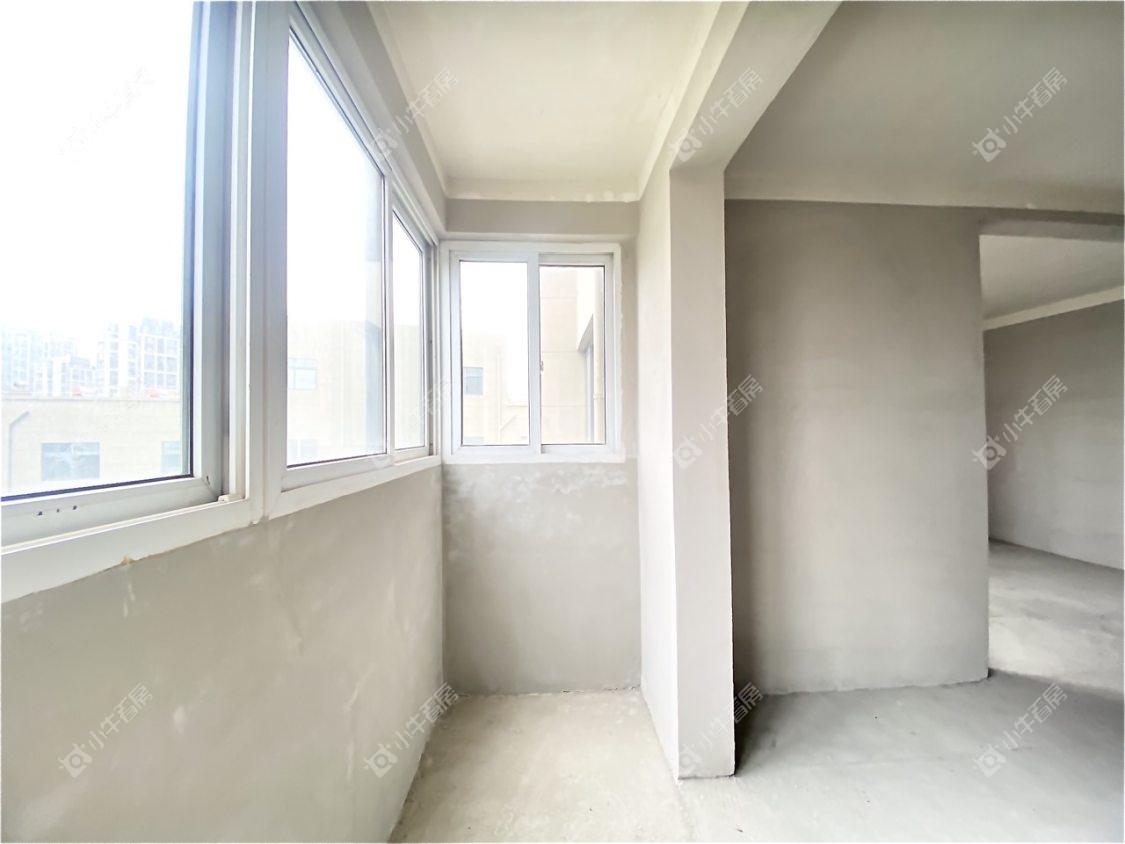 镇江和谐里在售二手房源室内图_小牛看房