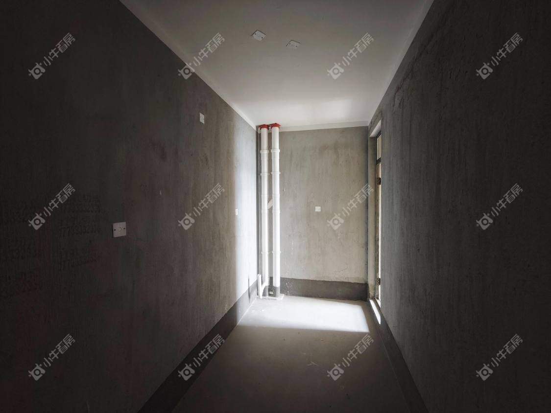 镇江粤港臻园在售二手房源室内图_小牛看房