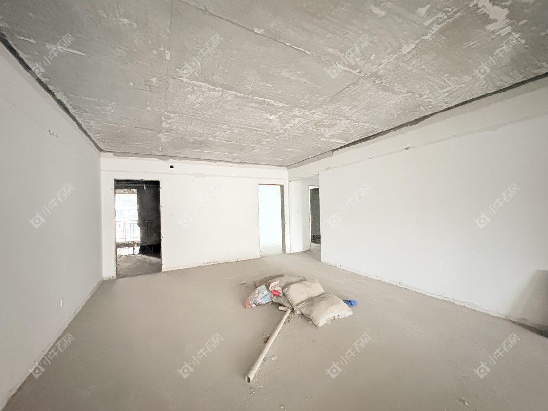 镇江碧桂园在售二手房源室内图_小牛看房