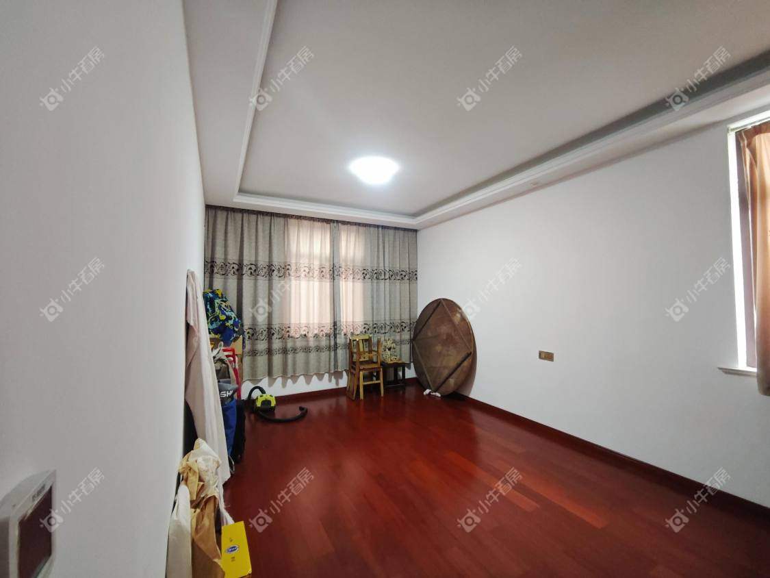 镇江石城郦家中心村在售二手房源室内图_小牛看房