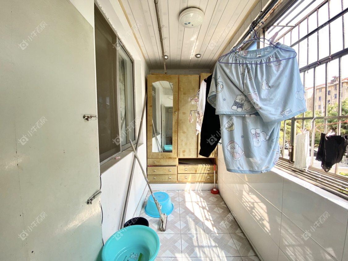 镇江华南新村在售二手房源室内图_小牛看房