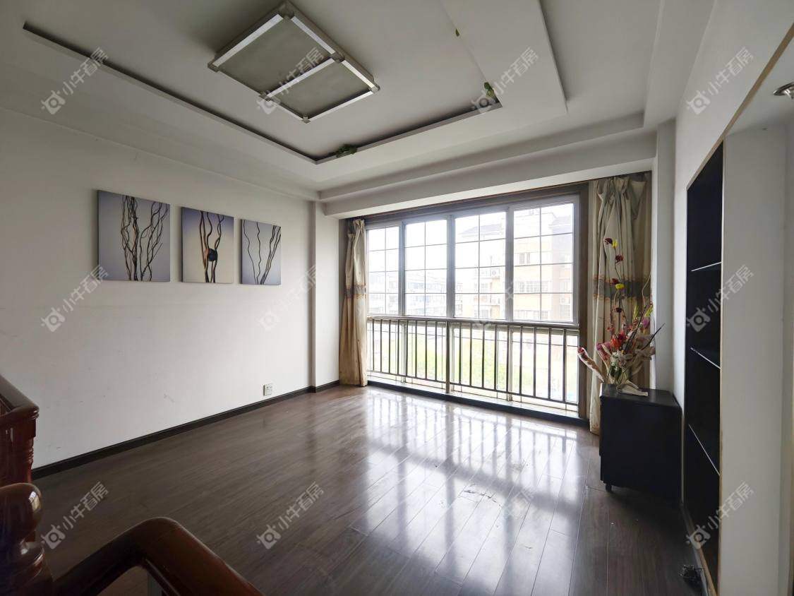 镇江华南园中园在售二手房源室内图_小牛看房