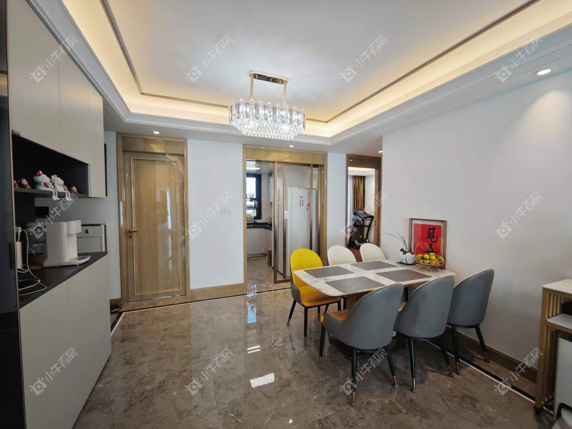 镇江红星天铂在售二手房源室内图_小牛看房