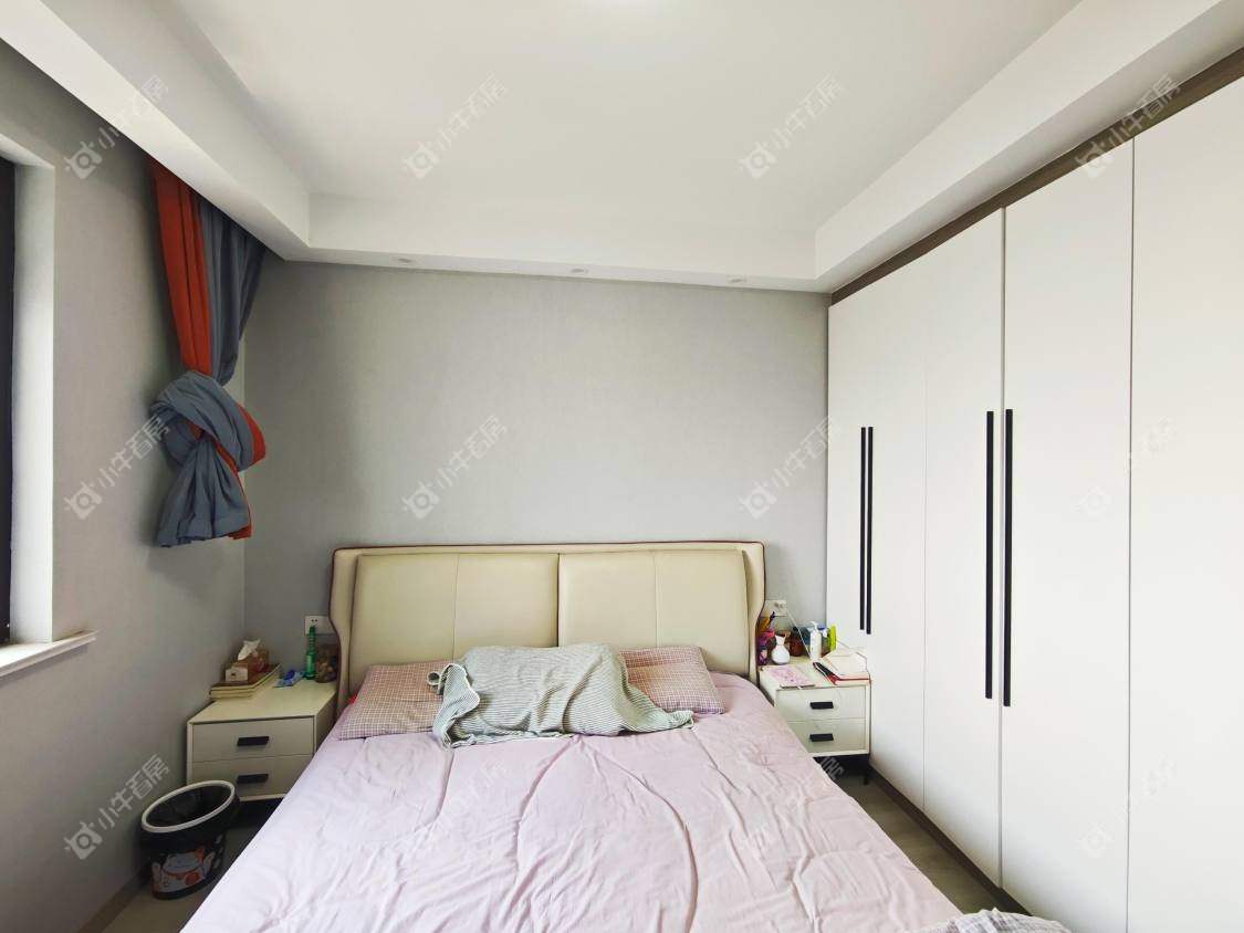 镇江凤凰郡在售二手房源室内图_小牛看房