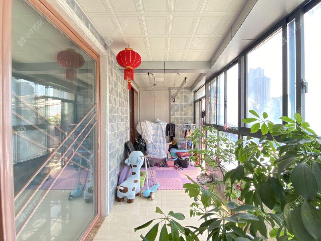 镇江碧桂园在售二手房源室内图_小牛看房