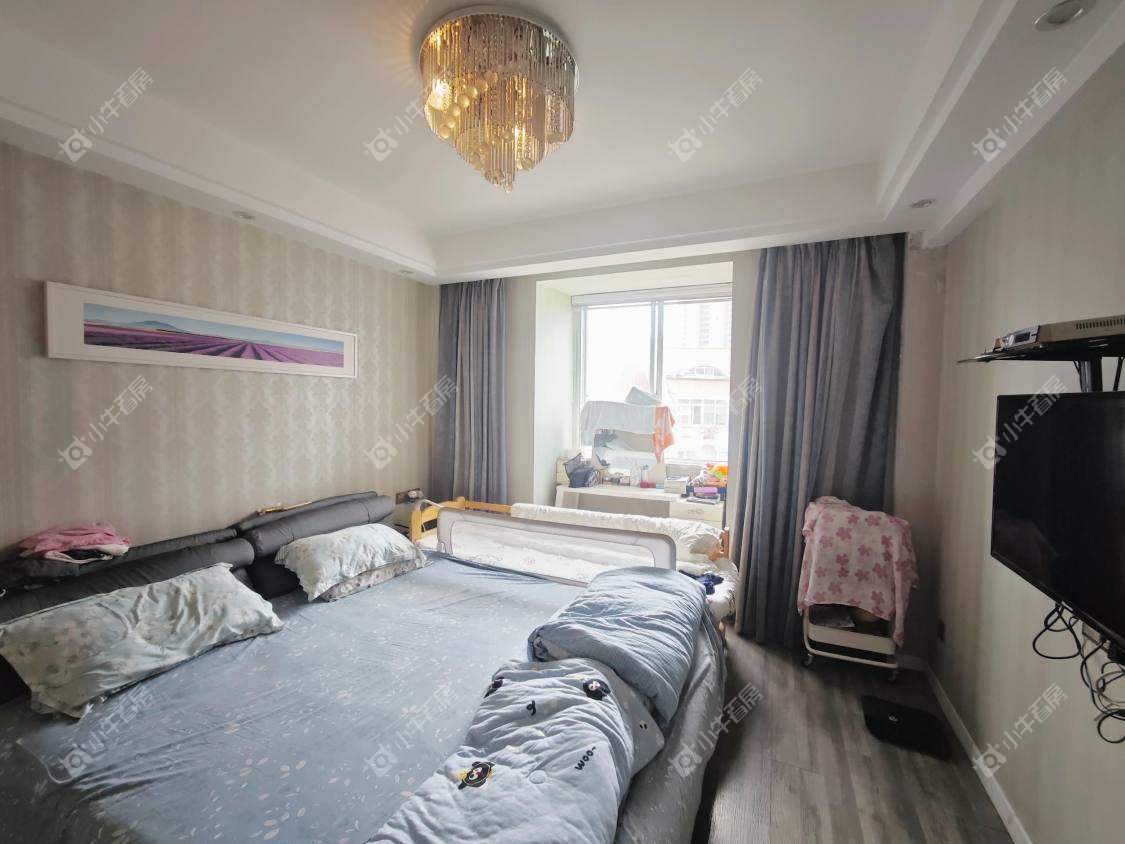 镇江凤翔花园在售二手房源室内图_小牛看房