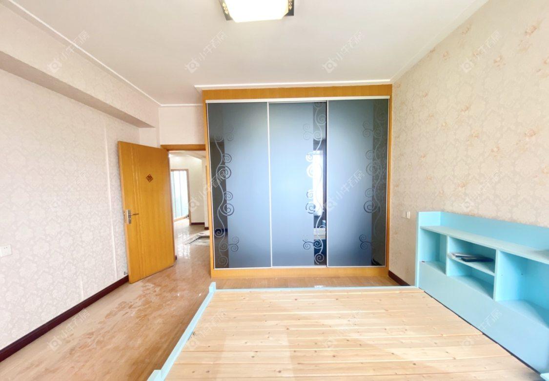 镇江芳草苑在售二手房源室内图_小牛看房