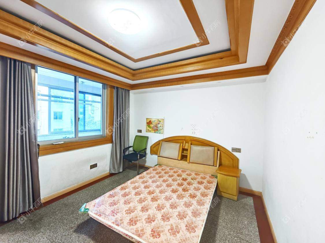 镇江万善园一村在售二手房源室内图_小牛看房