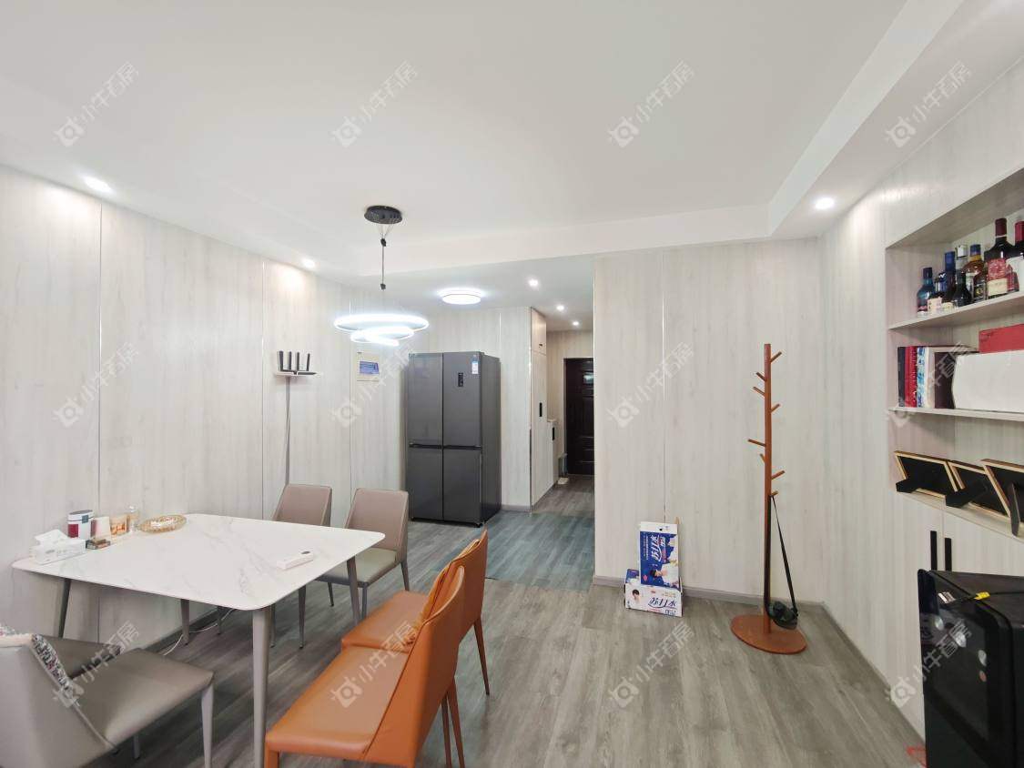 镇江嘉荟新城在售二手房源室内图_小牛看房