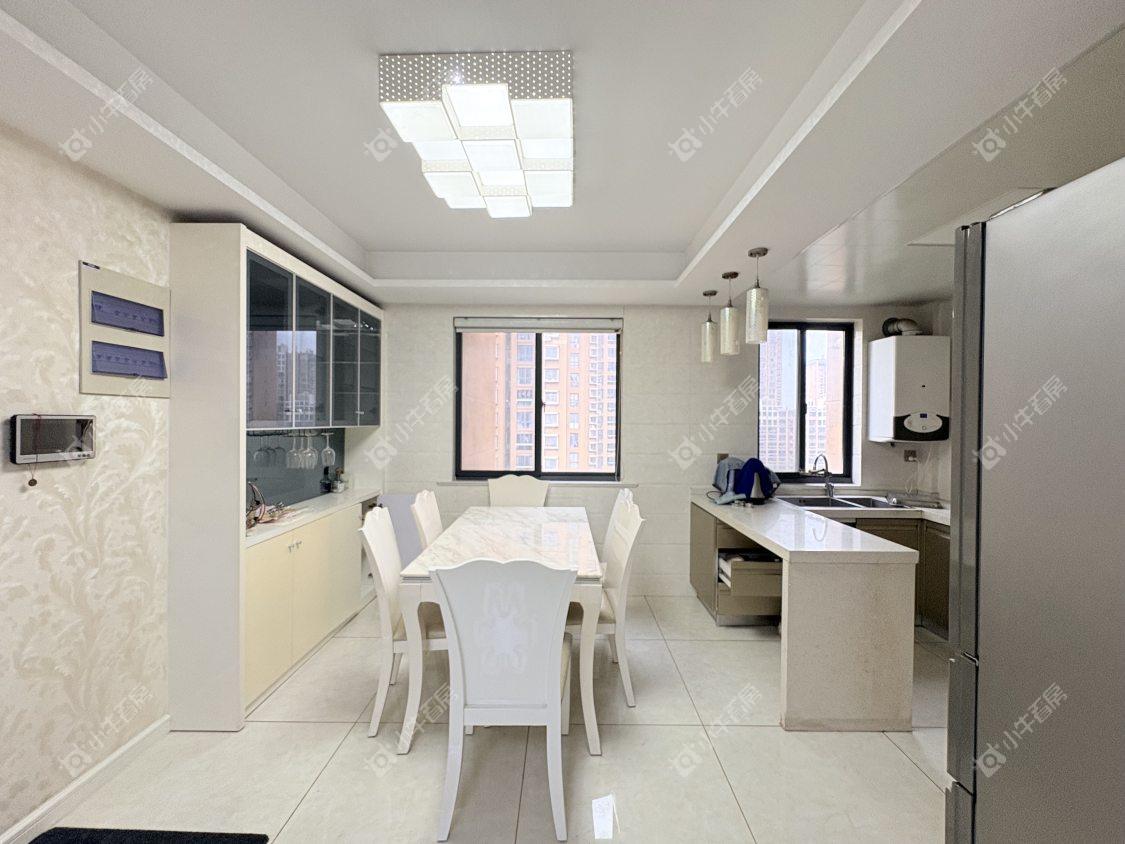 镇江华都锦城在售二手房源室内图_小牛看房